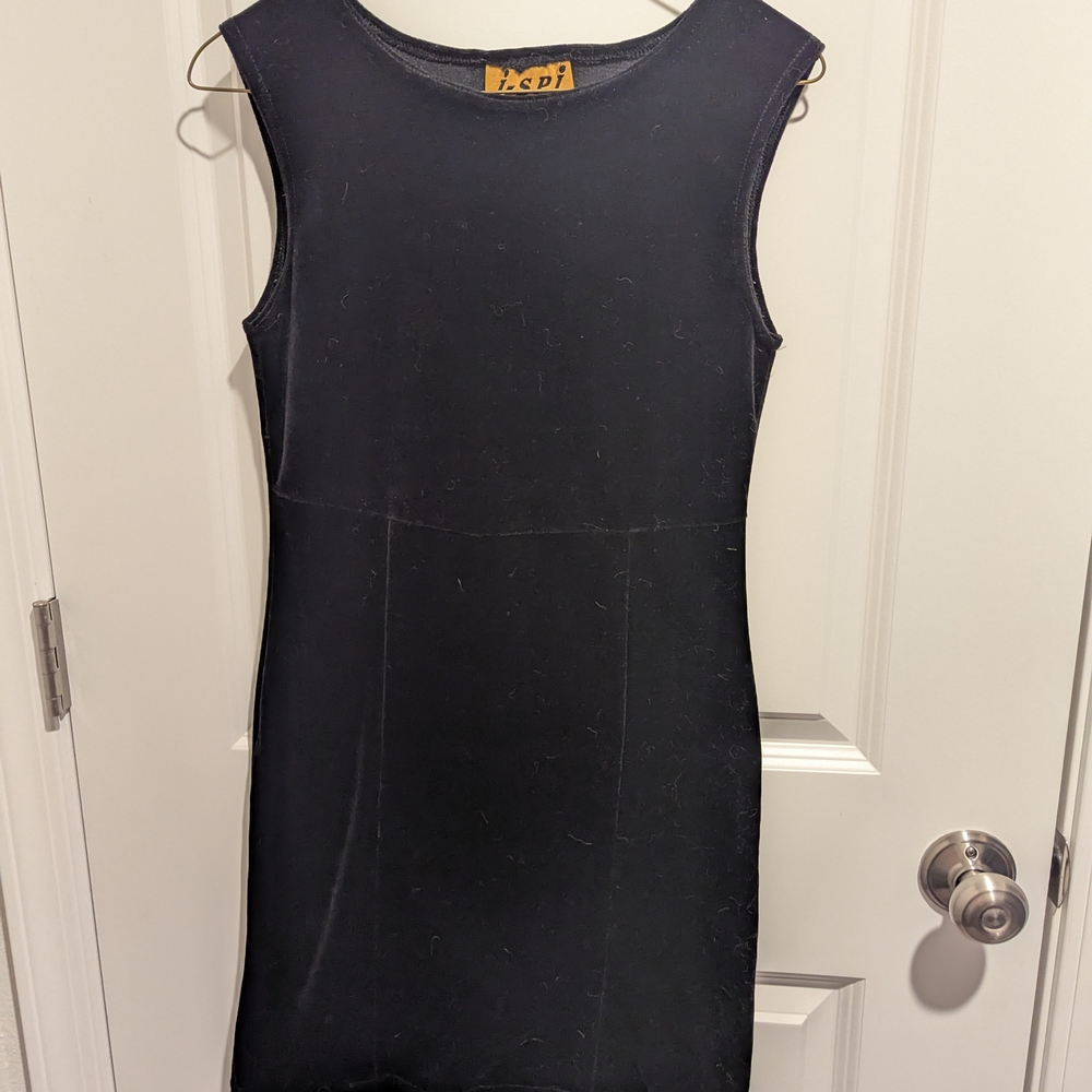 Elegant Black Sleeveless Dress